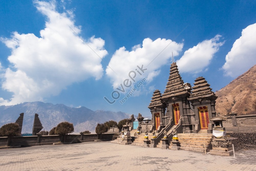 Hindu Temple Pura Luhur Poten At The Foot Of Mount Bromo Photo Picture