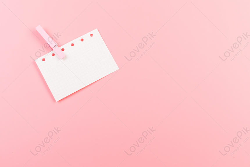 Tấm Giấy Màu Hồng (Pink Paper Sheet): Tấm giấy màu hồng tươi mới với những đường cong mềm mại, tạo cảm giác ấm áp và dịu dàng. Hãy đắm chìm trong sắc hồng đẹp mắt này và tận hưởng sự thanh lịch, tinh tế tăng cường cho bản thân.