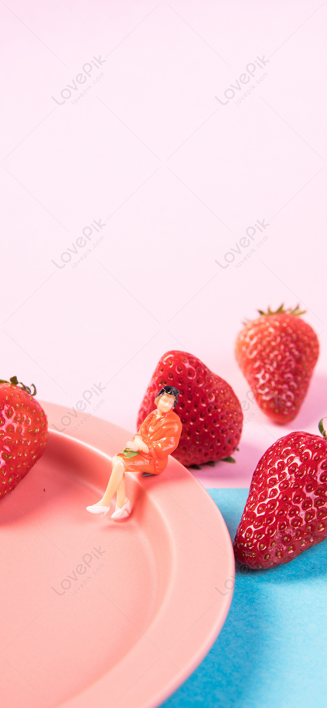 Creative Strawberry Still Life Mobile Wallpaper Images Free Download on  Lovepik | 400523742