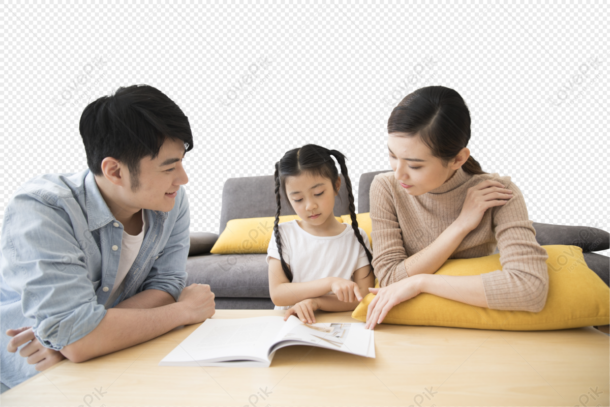 Hình ảnh Trong Một Gia đình Nhà Mới Cùng Nhau đọc Và đọc Sách PNG ...
