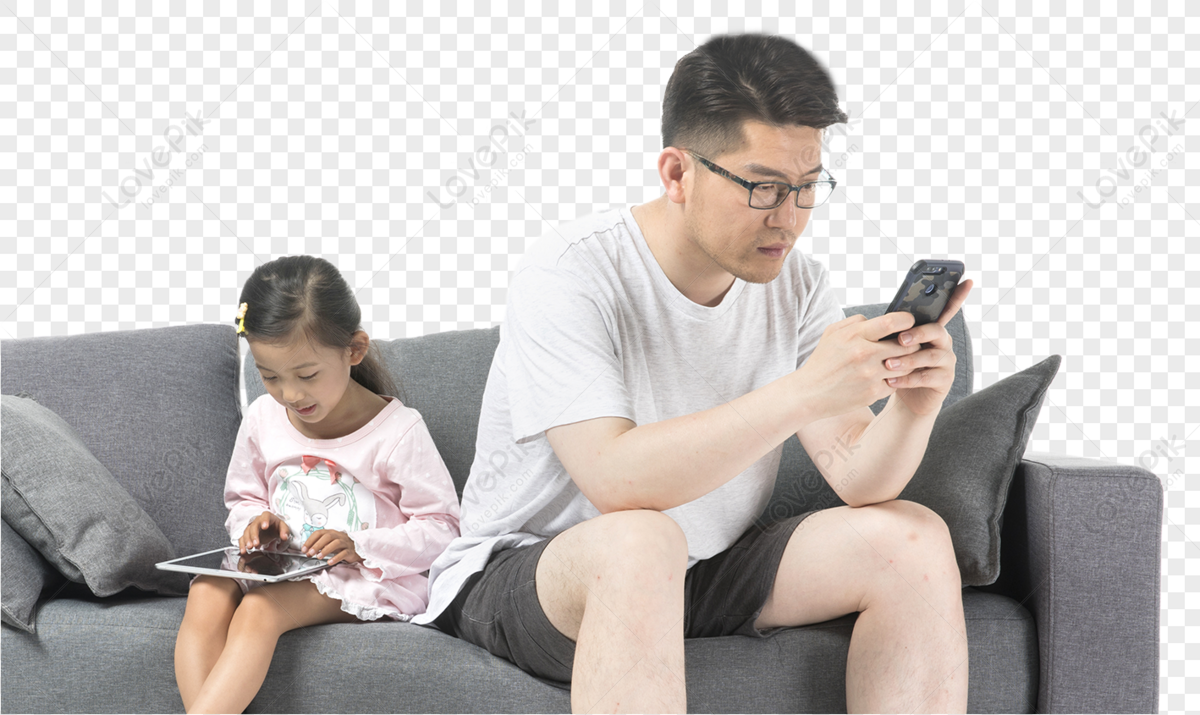 Dad Just Played His Cell Phone And Ignored His Daughter., Dad And Daughter,  Hi., Parents PNG Free Download And Clipart Image For Free Download -  Lovepik | 400706683