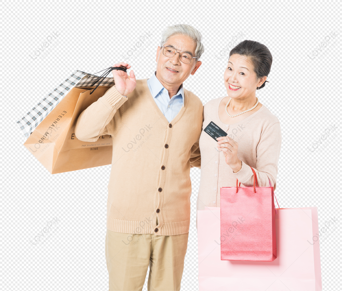 Мама потратила на покупку. Пенсионеры с покупками. Покупки для пожилых. Пенсионеры с покупками PNG. Бабушка с дедушкой с покупками PNG.
