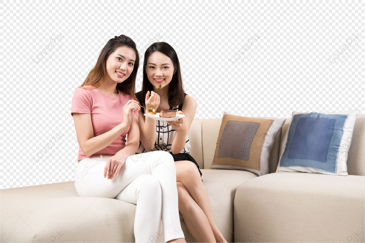 Namorada Comendo Bolo No Sofá PNG Imagens Gratuitas Para Download - Lovepik