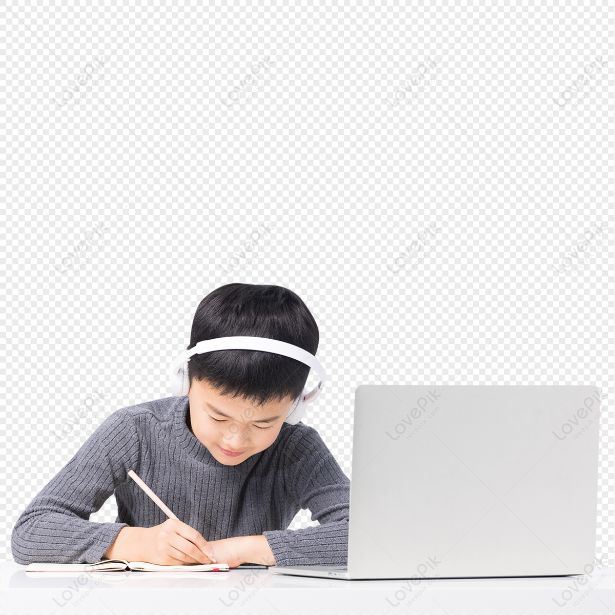 Primary school students write homework in online class at home, and homework, epidemic prevention, learning style png image free download