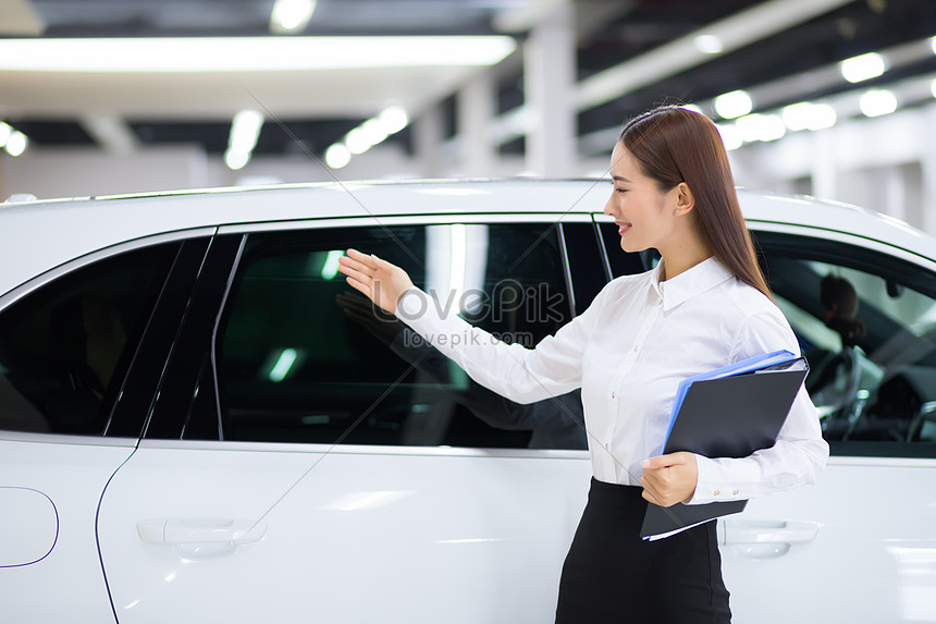 Car Sales Business Women Picture And HD Photos | Free Download On Lovepik