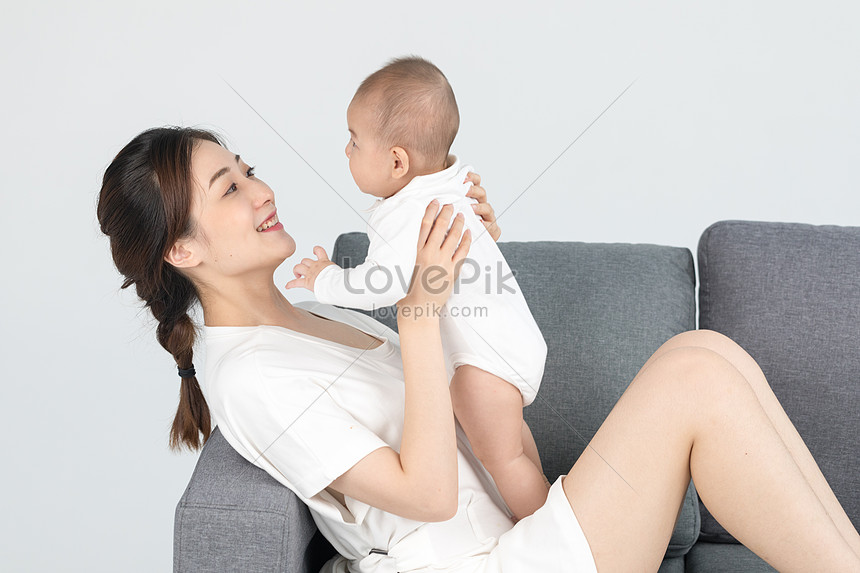 Maternal And Infant Maternal Love Picture And HD Photos | Free Download ...