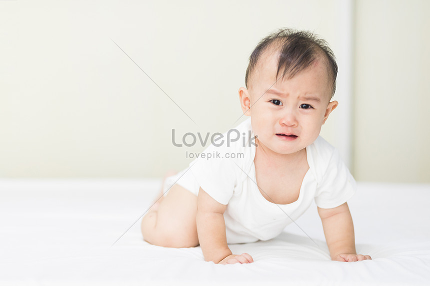 Bạn muốn nhìn thấy một bức ảnh cực đáng yêu của em bé khóc? Hãy đến với chúng tôi! Chúng tôi có những bức ảnh đẹp và độc đáo về em bé khóc, cùng những cảm xúc chân thành nhất.