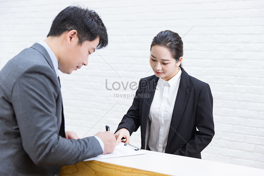 Reception Of Candidates By Business Women At The Front Desk Picture And 