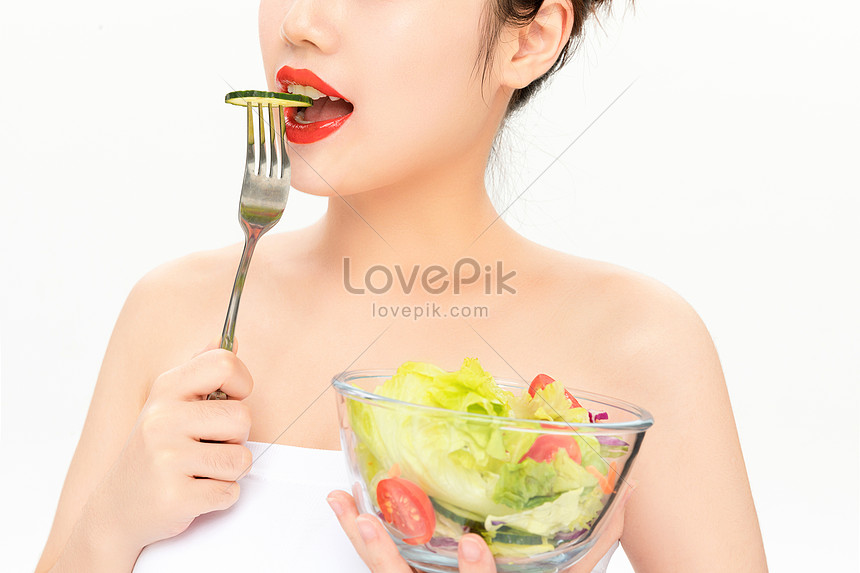               -      - iStock