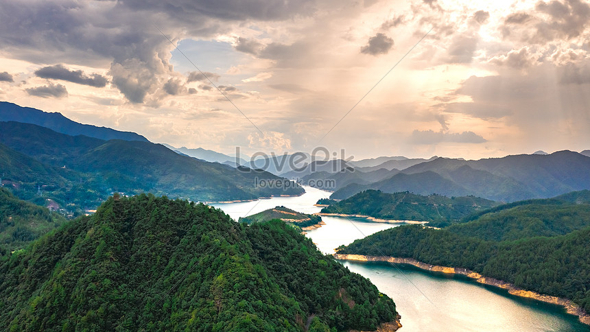 Yunhe Lake Xiangong Scenic Spot In Zhejiang Province Picture And HD ...