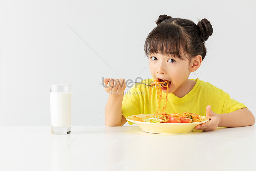 Girl Eating Breakfast Picture And HD Photos | Free Download On Lovepik