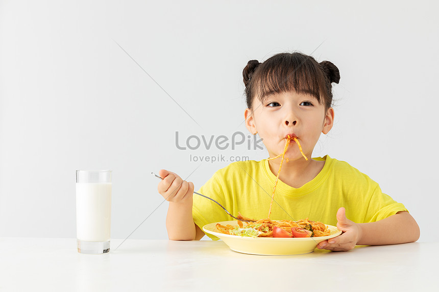 Girl Sucking Noodles Picture And HD Photos | Free Download On Lovepik