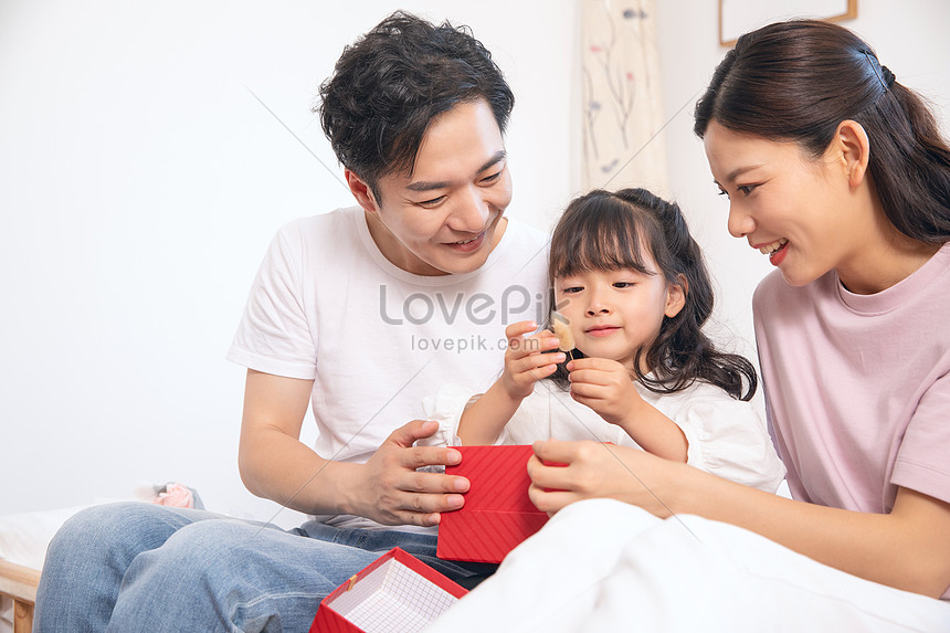 부모와 자녀 사진 무료 다운로드 Lovepik