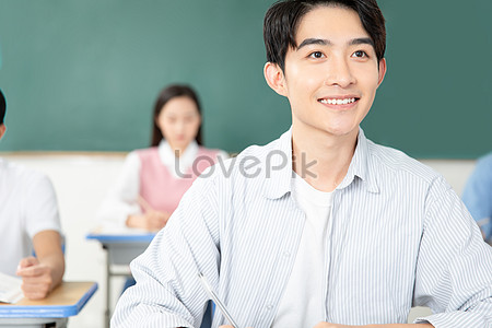 Students Attending Classes Images, HD Pictures For Free Vectors ...