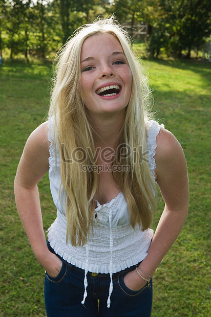 Laughing Girl Picture And Hd Photos Free Download On Lovepik