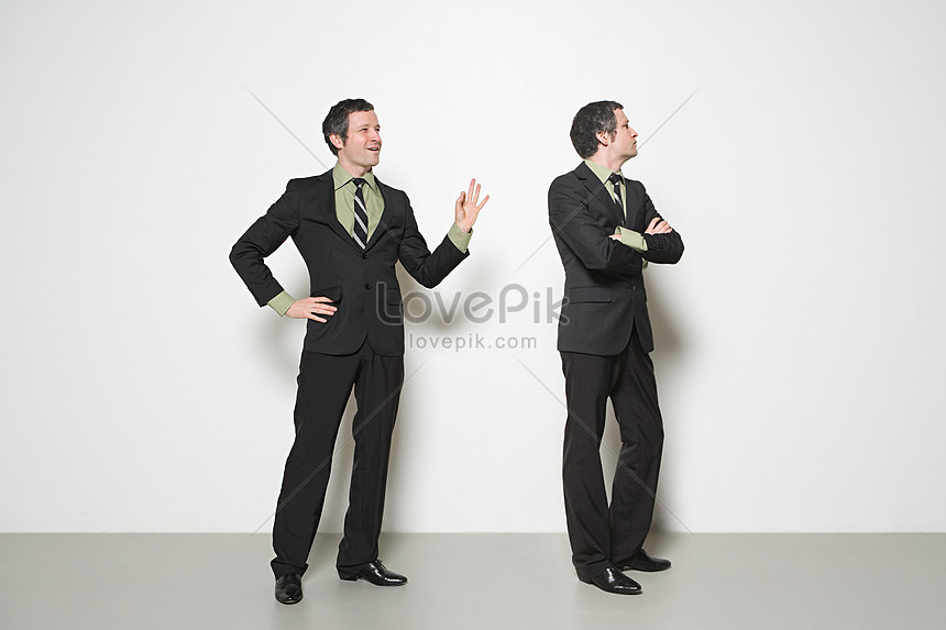 Two People Having An Argument Picture And HD Photos | Free Download On ...