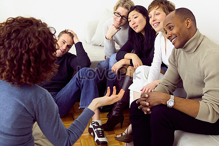 Couples Chatting And Interacting In The Living Room Picture And Hd 