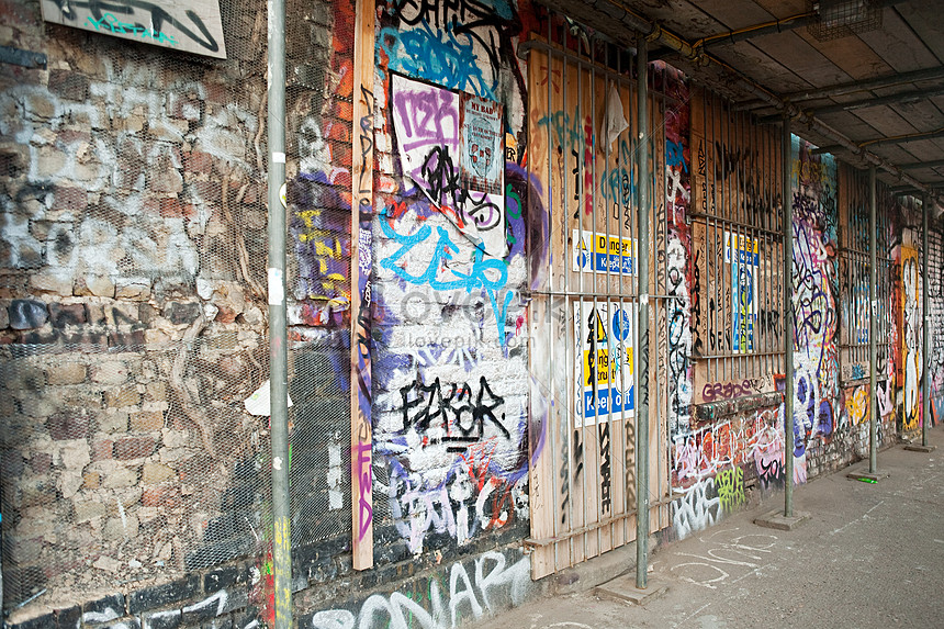 Graffiti On Brick Wall Picture And HD Photos | Free Download On Lovepik