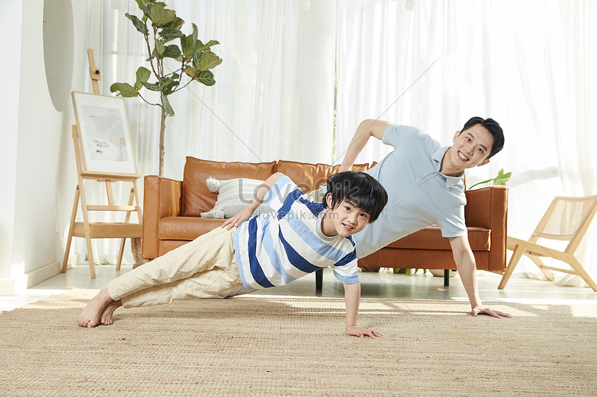 Dad And Kids Exercising In The Living Room Picture And HD Photos | Free ...