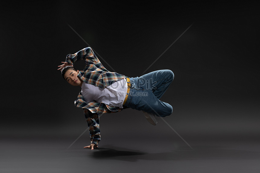 Hip Hop Dance Poses Photos and Premium High Res Pictures - Getty Images