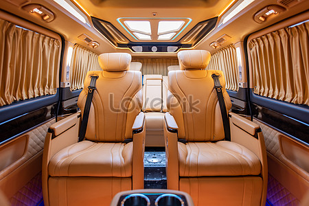 Доработанный коммерческий автомобиль Mercedes-Benz Xingchi V260L prestige yellow noble stock pictures. & изображений