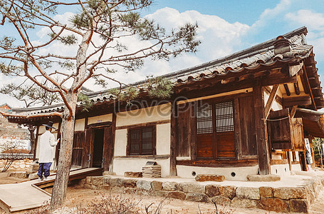 890+ Traditional Korean Decor Of Village House Stock Photos, Pictures &  Royalty-Free Images - iStock