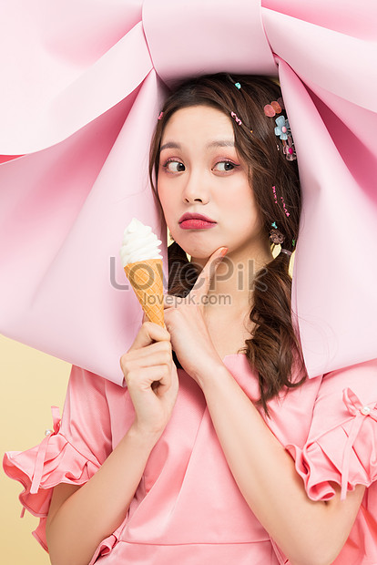 Sweetheart Girl Holding Ice Cream In Hand Picture And HD Photos | Free ...