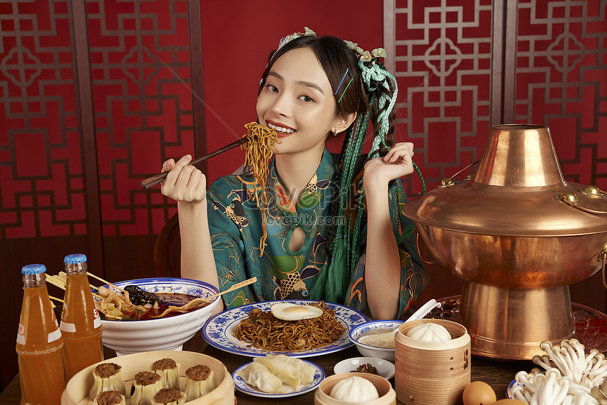 Antique Women Eating Fried Noodles Picture And HD Photos | Free ...