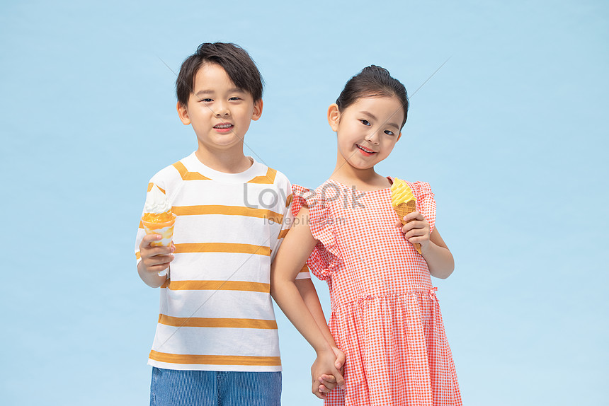 Little Boy With Little Girl Hand Holding Ice Cream Picture And HD ...