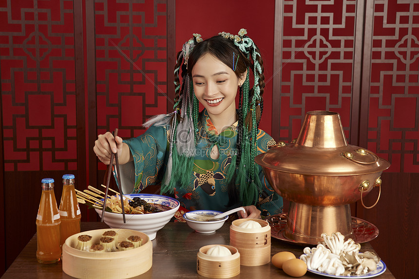 Playful Chinese Style Fashion Beauty Eating Hot Pot Picture And HD ...