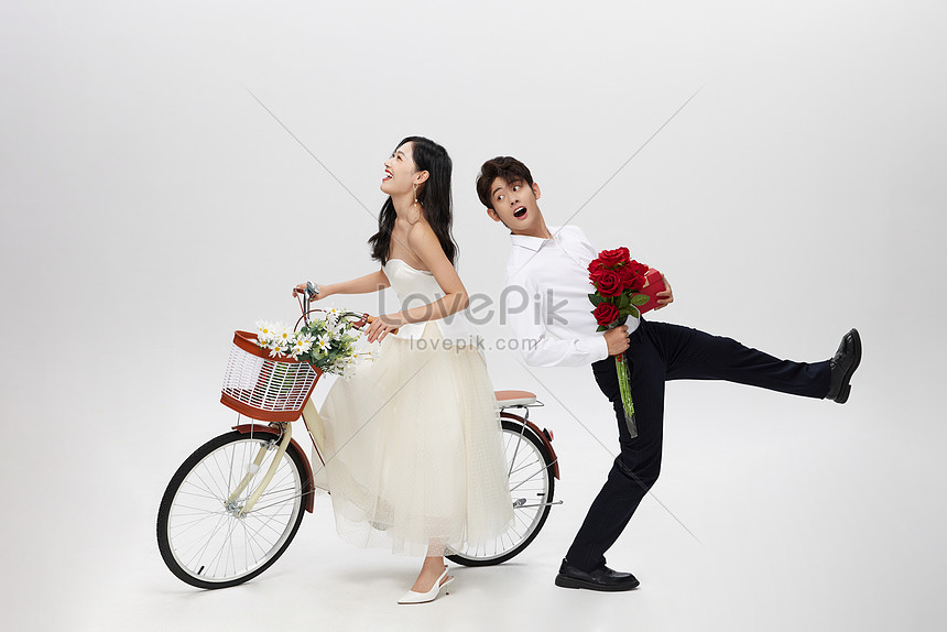 Hình ảnh đám cưới trắng tải: \