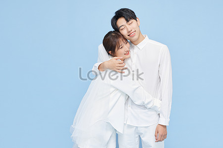 Korean couple on sofa hi-res stock photography and images - Page 2 - Alamy