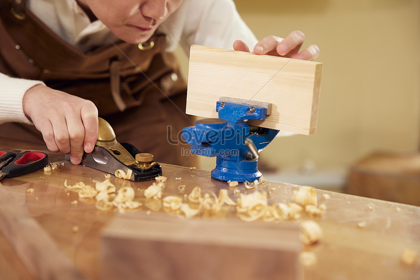 Close Up Of Male Carpenters Hands Grinding Wooden Blocks Picture And HD ...