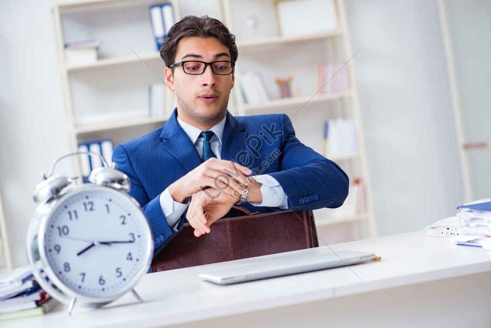 businessman-in-poor-time-management-concept-photo-picture-and-hd-photos