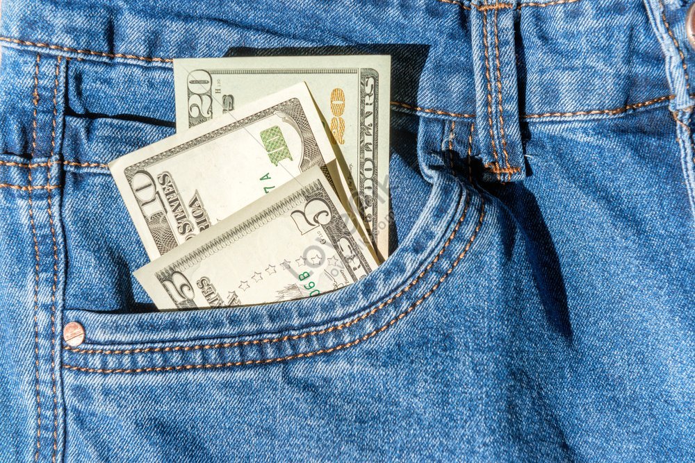 Money jeans. Джинсы Блю доллар. Американские джинсы голубой доллар. Джинсовый фон для рекламы. Jeans Pocket.