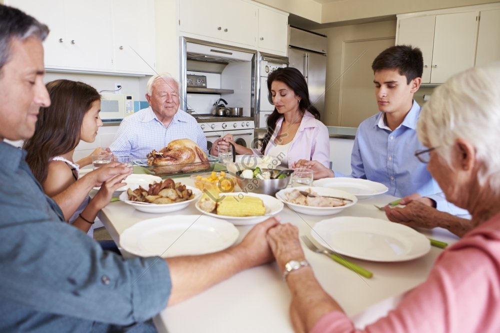 Multi Generation Family Praying Before Meal Picture And HD Photos ...