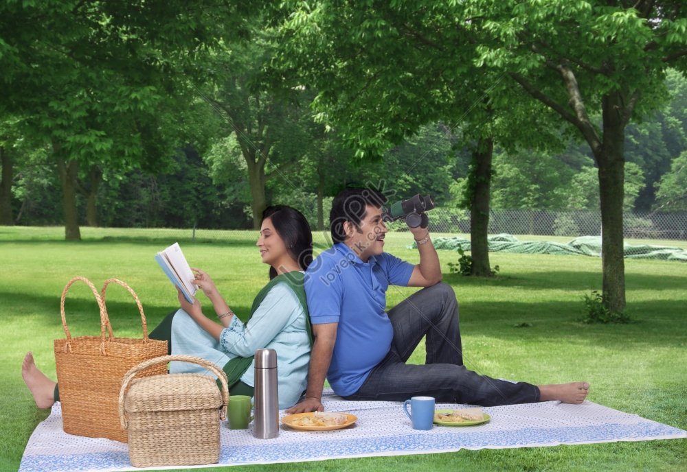 Couples Picnic Photo Picture And HD Photos | Free Download On Lovepik