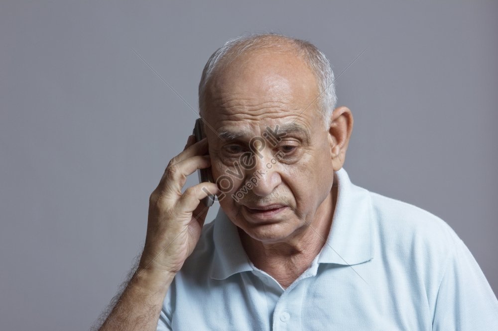 photo-of-an-old-man-talking-on-a-mobile-phone-picture-and-hd-photos