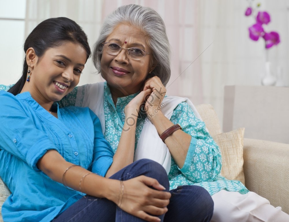 Portrait Of A Grandmother And Granddaughter Picture And Hd Photos 