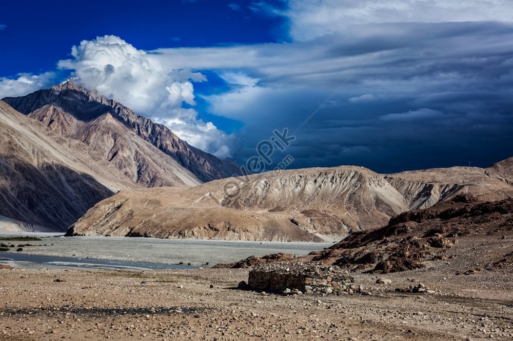 View Of Nubra Valley In The Himalayas Ladakh Photo Picture And HD ...