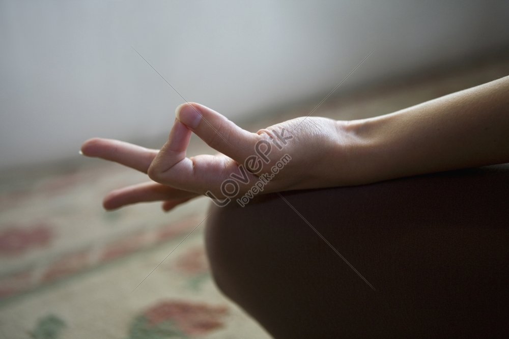 5 Yoga Hand Exercises for Mobility and Ease - YogaUOnline