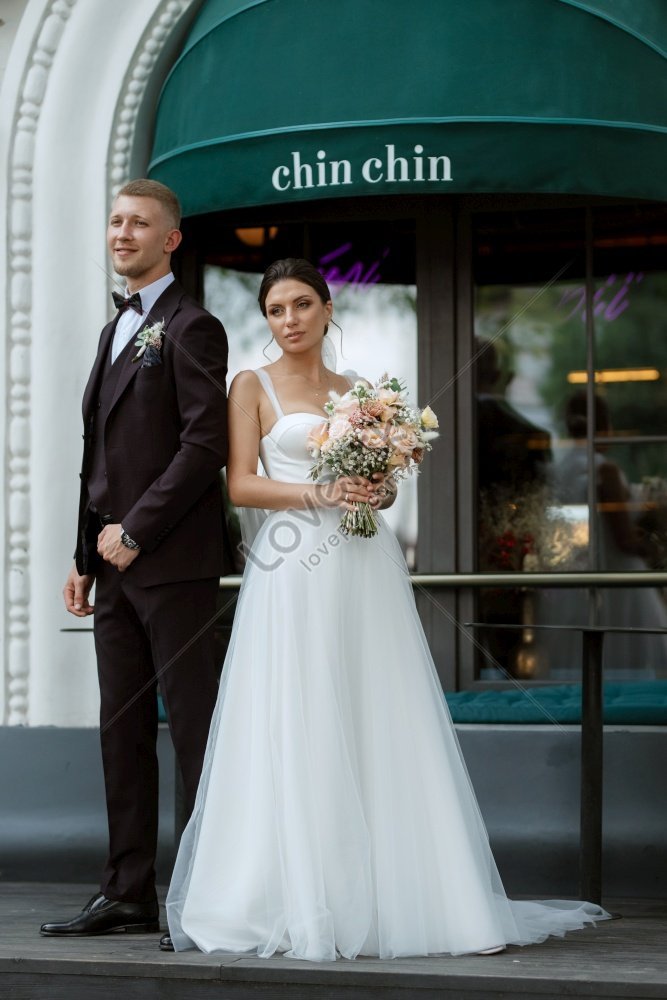 Невеста, Приколы На Дороге Стоковые Фотографии | FreeImages