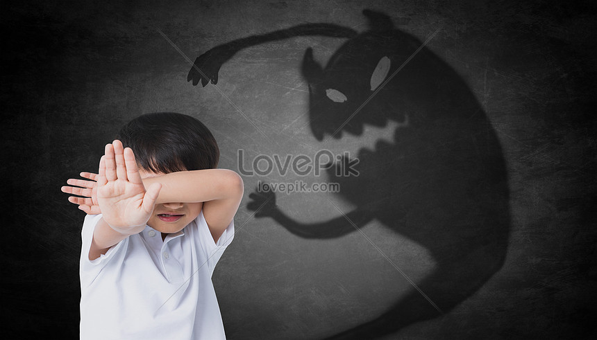 Trẻ em sợ hãi: Đôi khi, trẻ em cũng có những cảm xúc sợ hãi khi trải qua những trải nghiệm mới mẻ. Hãy cùng xem những hình ảnh về chủ đề này để tìm hiểu cách giải quyết cho con mình và tránh làm ảnh hưởng đến sự phát triển tâm lý của các bé.