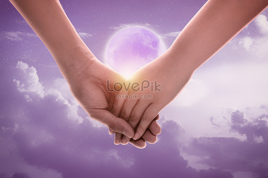 Cặp đôi nắm tay luôn là một hình ảnh tượng trưng cho tình yêu và sự đoàn kết. Ảnh này cho thấy sự tương tác và sự kết hợp hoàn hảo giữa hai người. Nếu bạn muốn tìm hiểu thêm về mối quan hệ đặc biệt của cặp đôi này, thì hãy xem ảnh họ nắm tay này.