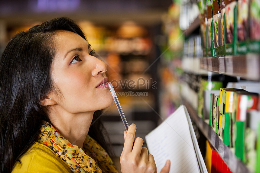 People In Supermarket Picture And HD Photos | Free Download On Lovepik