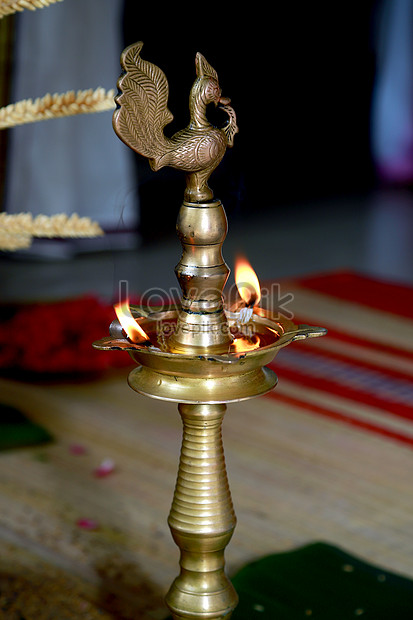 Nilavilakku | This lamp is being called as 