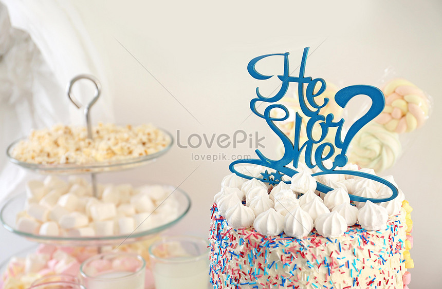 She is cake. Торт на гендер пати. Торт Happy Birthday Baby and me. Торт душа. Торт на Baby Shower мальчик Oh Baby.