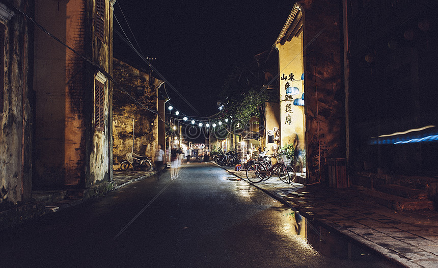 Calle Silenciosa Por La Noche Imagen Descargar Foto