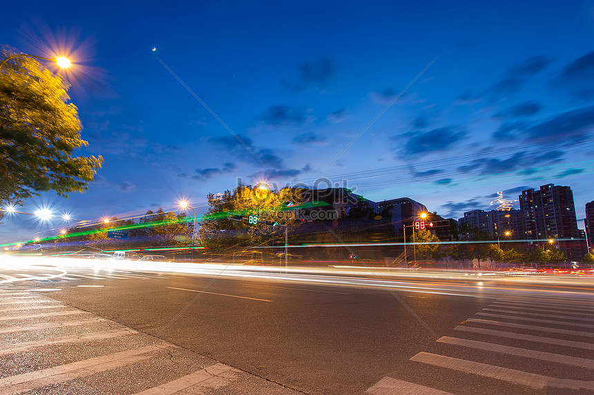 Pemandangan Malam Jalan Kota Gambar Unduh Gratis Foto