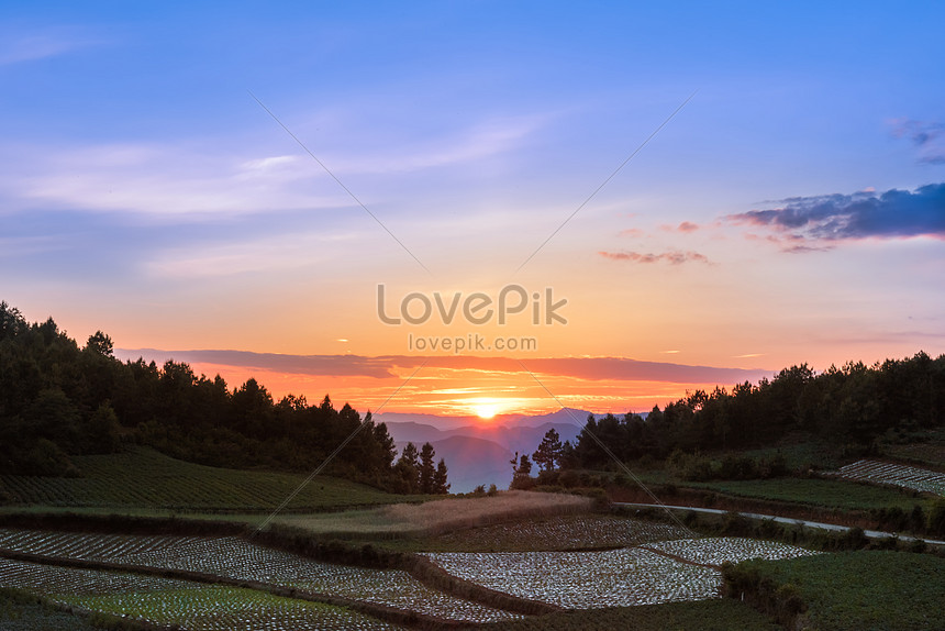 山の夕焼けイメージ 写真 Id Prf画像フォーマットjpg Jp Lovepik Com